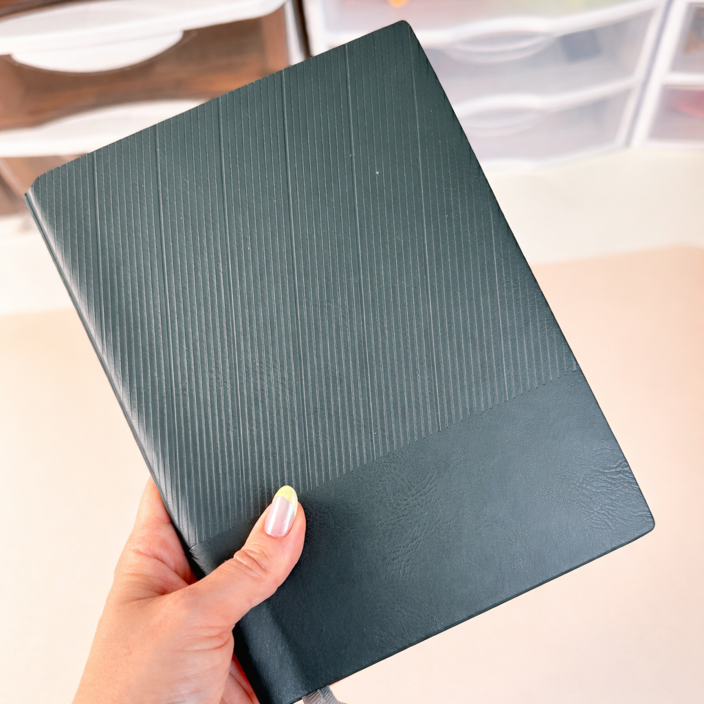 Minimal Notebook for reading evening 📖