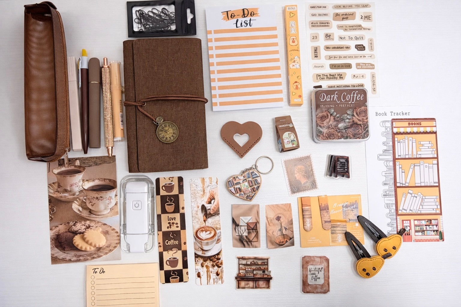 Brown Bookish Bundle 🤎