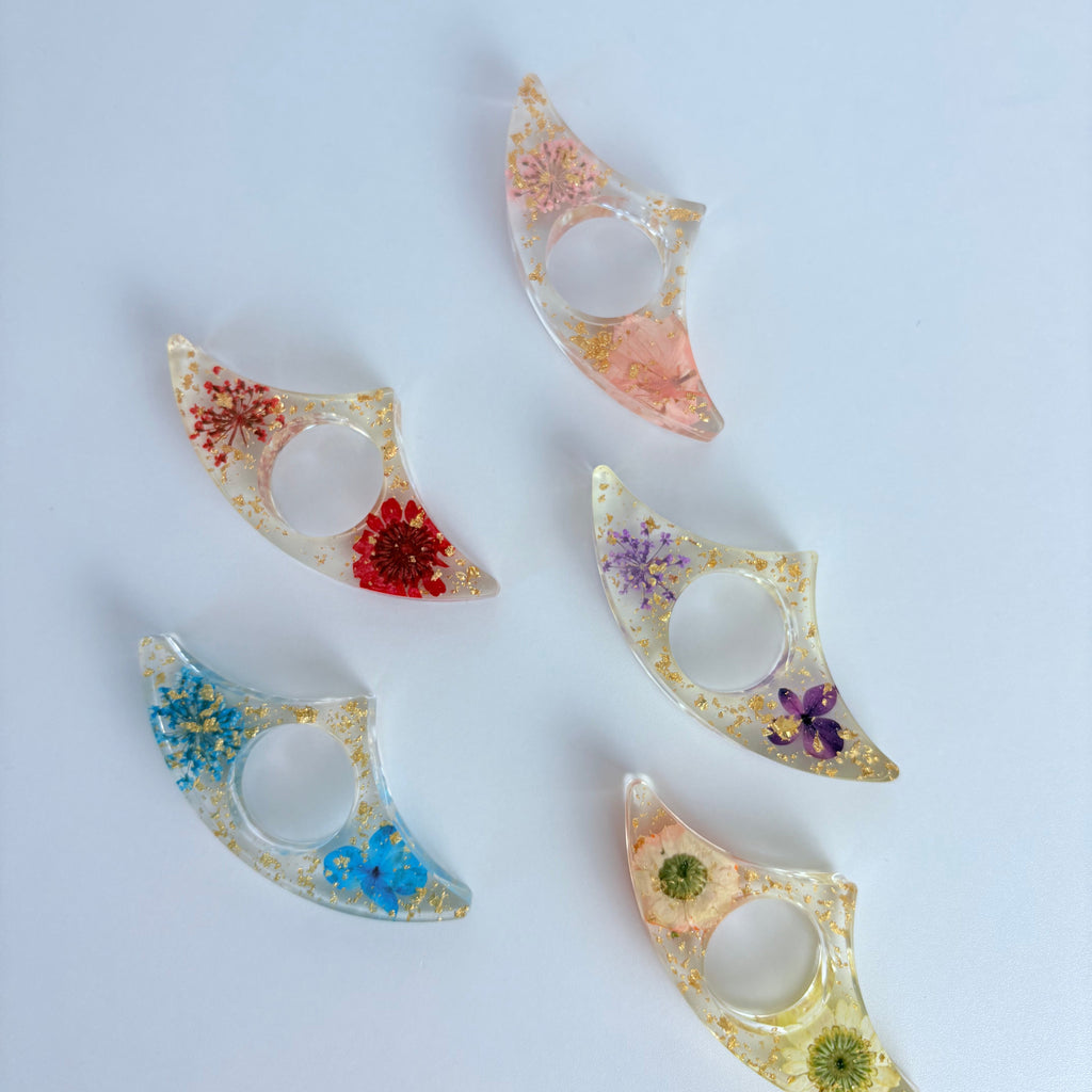 Invisible-Flower Bookmark