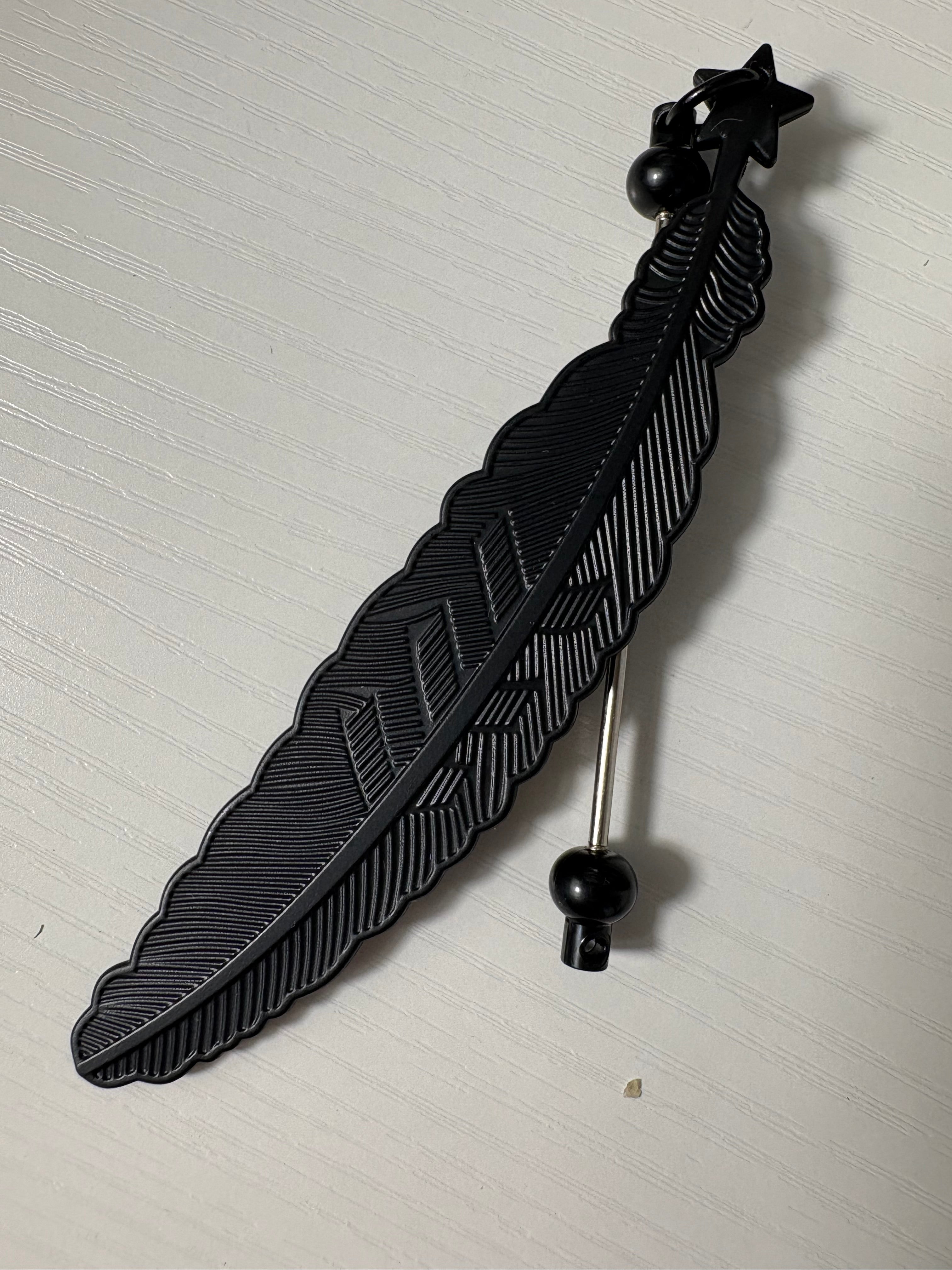 Bookmark Feathetr